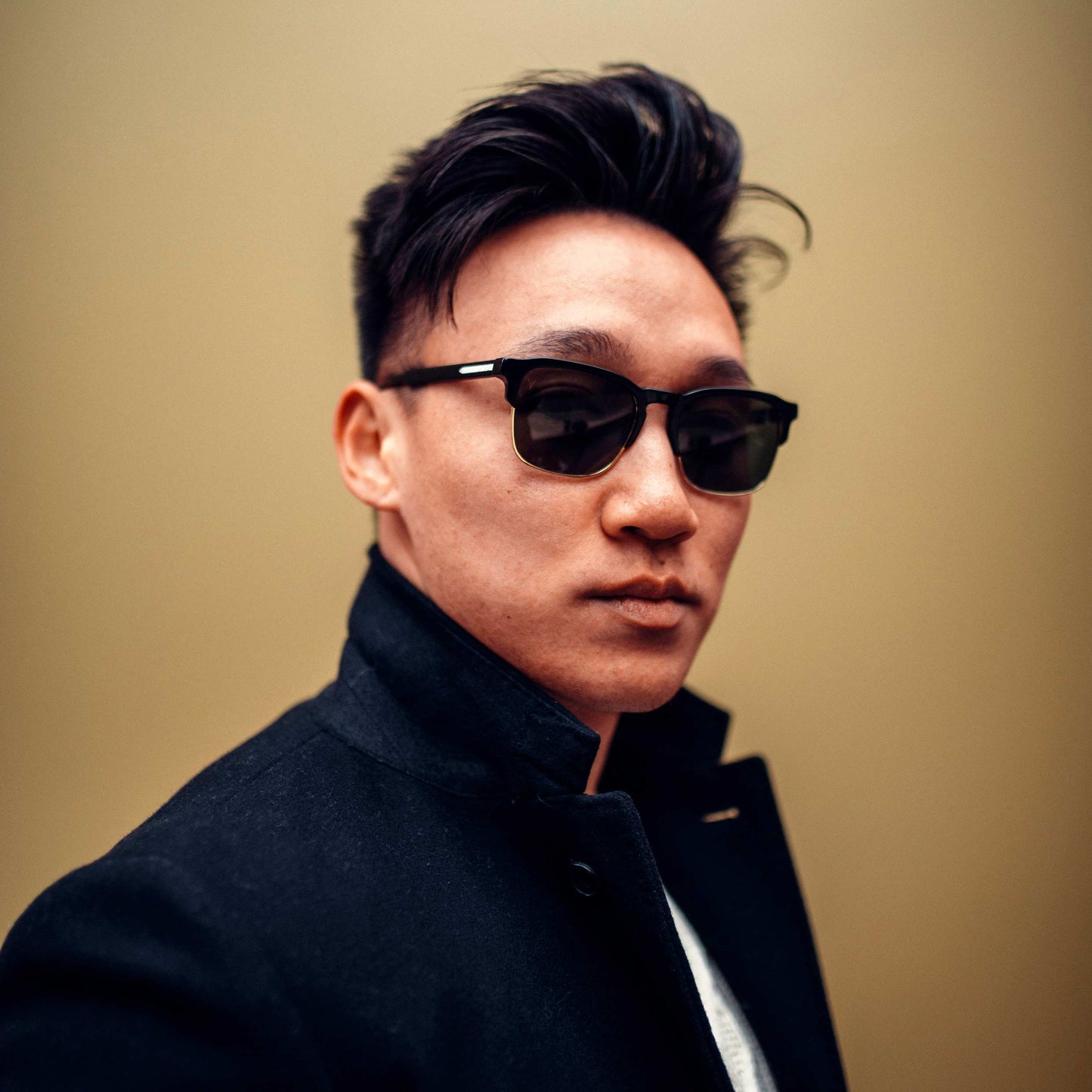 The Villa - Jet Black Gold