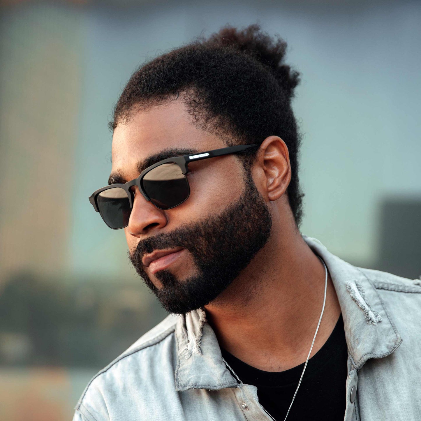 The Villa - Matte Black