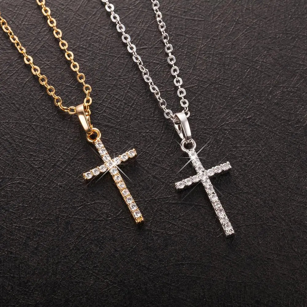 crois pendentifs (jesus) pour femme/homme  disponible en couleur or noir cristal en gros