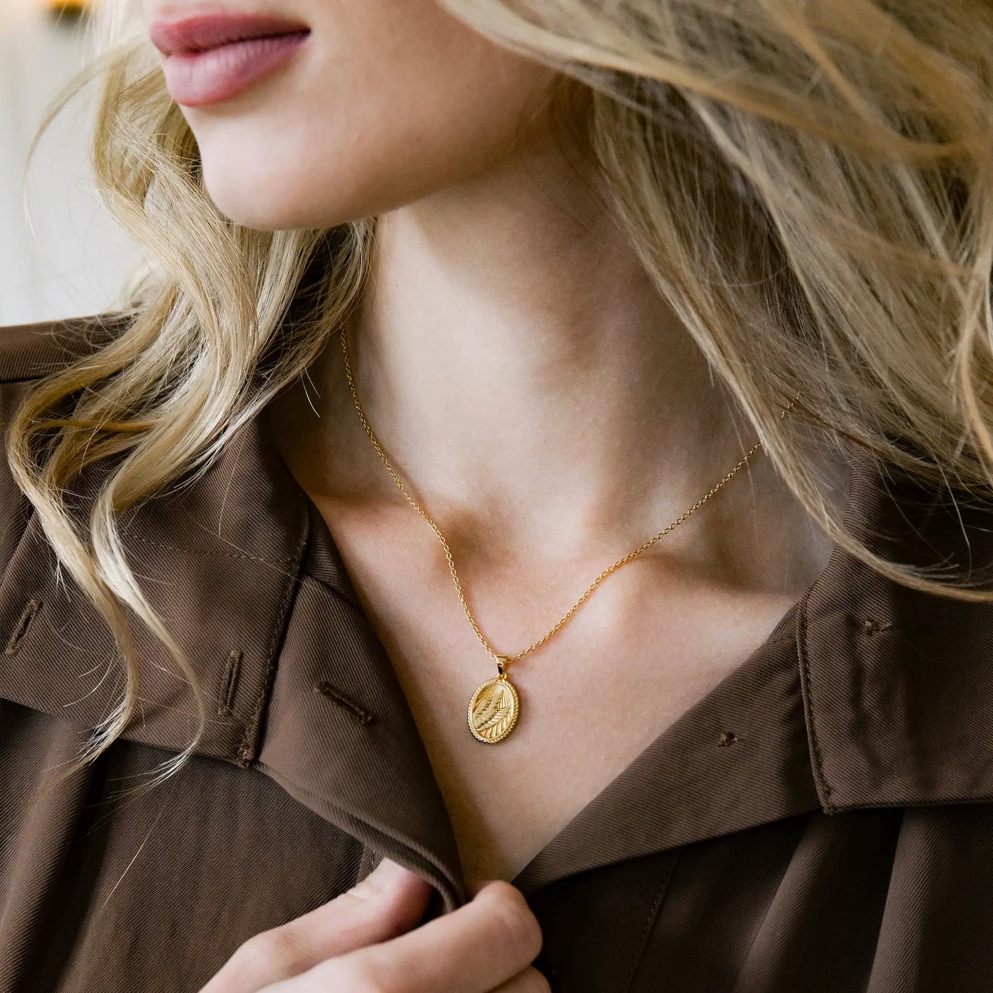 Victory: Wings Necklace - Gold